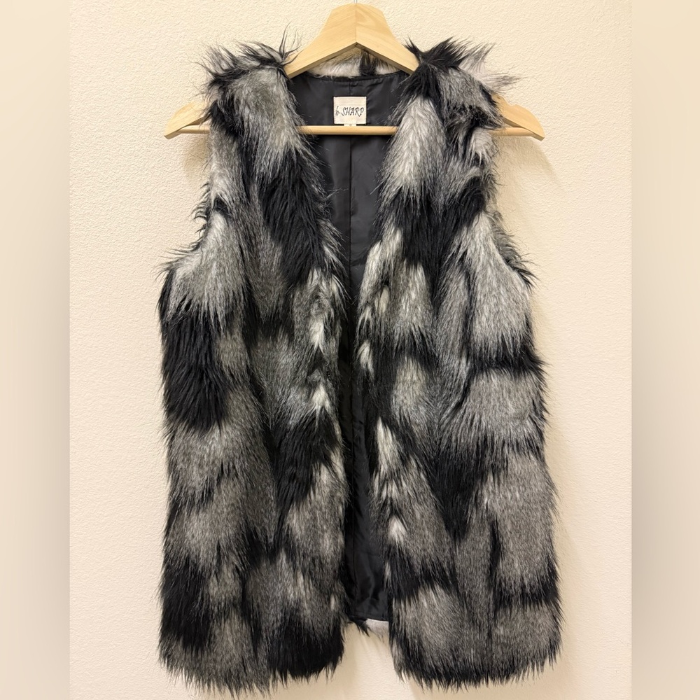 Faux Fur Vest in Black and Gray